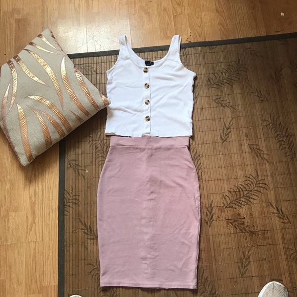 High waisted skirt Revamped - Picture 1 of 6